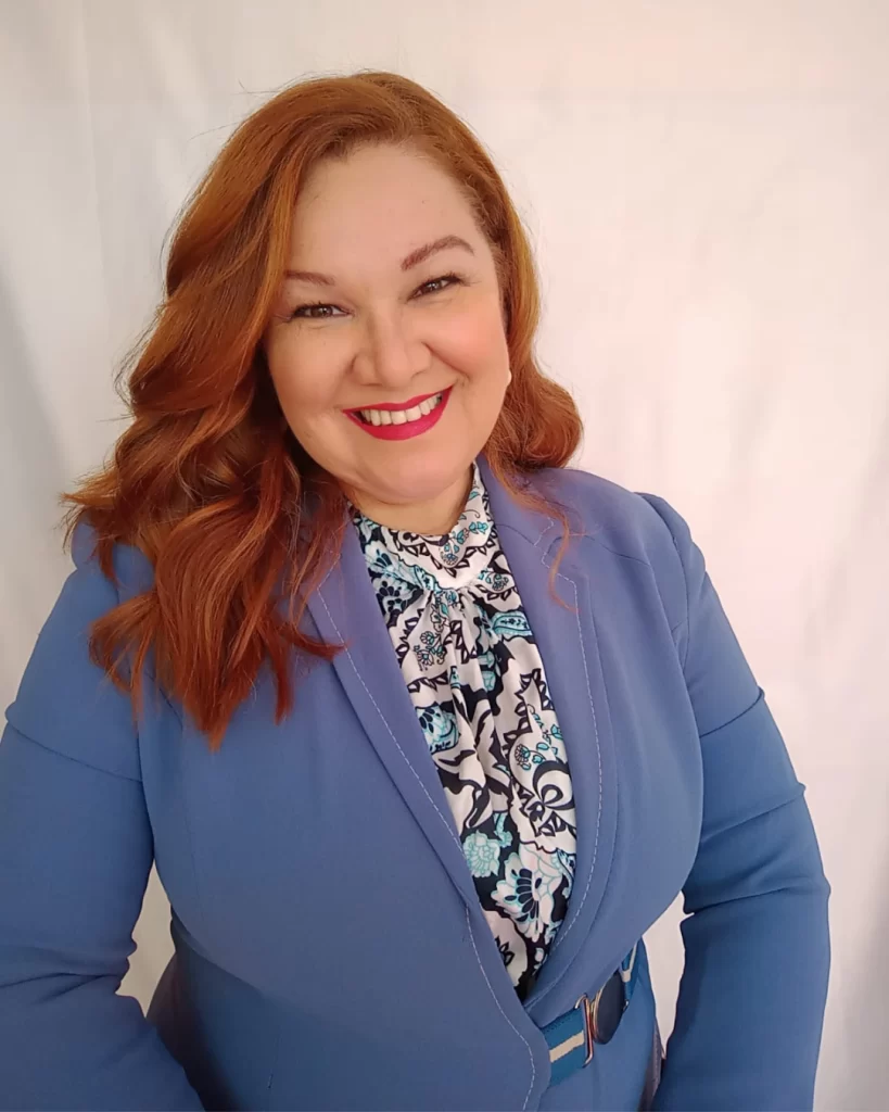 Prof.ª Débora Martins